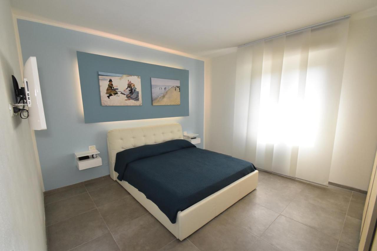 Ferienwohnung Rada - Zona Mare Con Clima, Posto Auto E Terrazza Marina di Campo Exterior foto